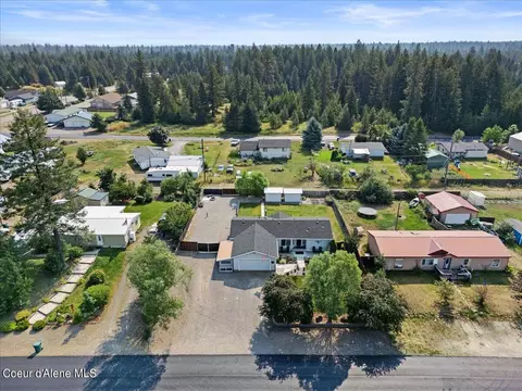32848 N 6th Ave, Spirit Lake, ID 83869