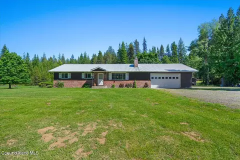 61 Hill Top Cedar Dr, Saint Maries, ID 83861