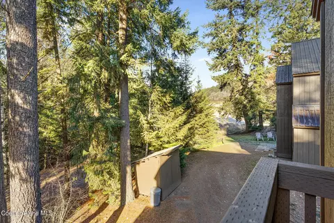 Exterior - 31 Padre Dr, Sandpoint, ID 83864 photo 5 of 14