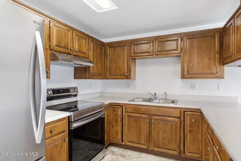 Kitchen - 31 Padre Dr, Sandpoint, ID 83864 photo 2 of 3