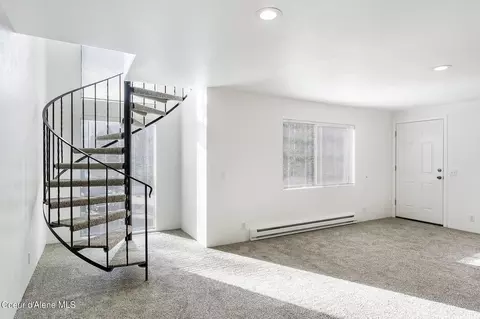 Living - 31 Padre Dr, Sandpoint, ID 83864 photo 5 of 5