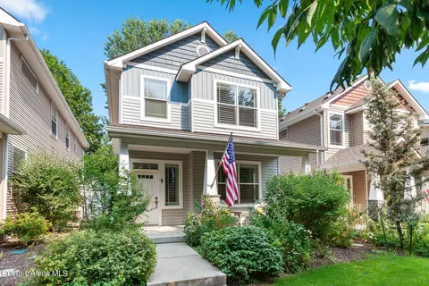 1060 N Government Way, Coeur D'alene, ID 83814