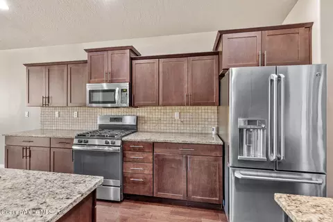 Kitchen - 3126 E Galway Cir, Post Falls, ID 83854 photo 3 of 3