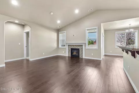 Living - 3126 E Galway Cir, Post Falls, ID 83854 photo 2 of 4