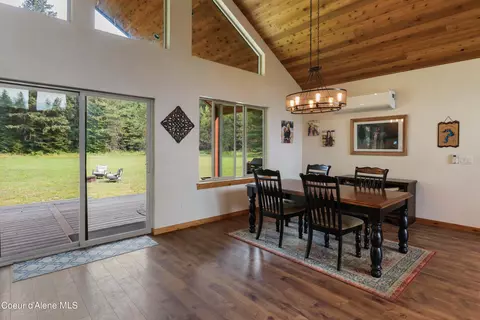 Dining - 507 Lowrey Ln, Clark Fork, ID 83811 photo 1 of 1