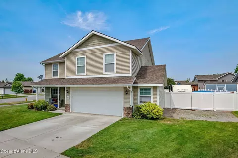 3877 W Pescador Dr, Coeur D'alene, ID 83815