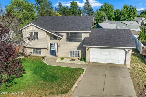 1800 N St Helens Dr, Post Falls, ID 83854