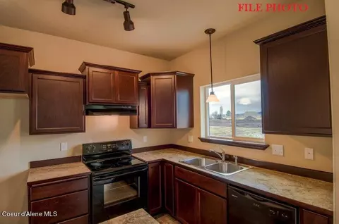2759 E Cinder Ave, Post Falls, ID 83854 photo 6