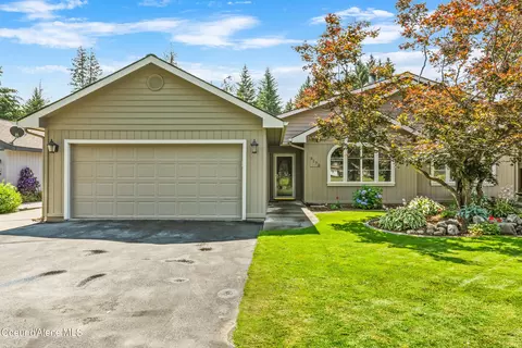 5172 W Broken Tee Rd, Rathdrum, ID 83858