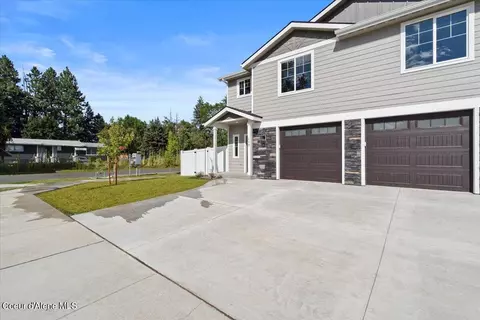 Exterior - 113 E Lobo Loop, Hayden, ID 83835 photo 2 of 6