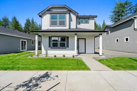 12833 N Genesis Blvd, Hayden, ID 83835