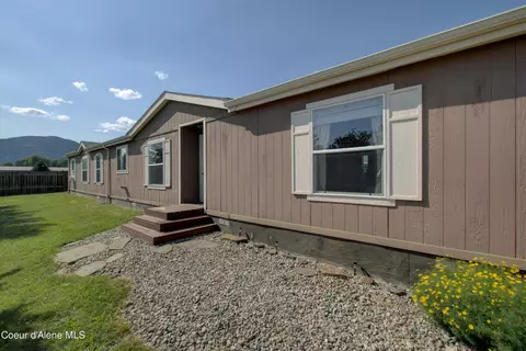 403 Humbird St, Kootenai, ID 83840