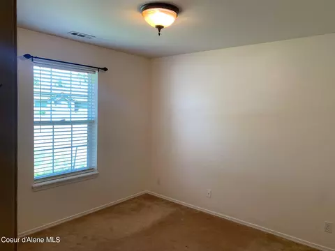 Bedroom - 500 E Sand Wedge Dr, Post Falls, ID 83854 photo 3 of 3