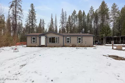 334 Deer Trail Rd, Blanchard, ID 83804