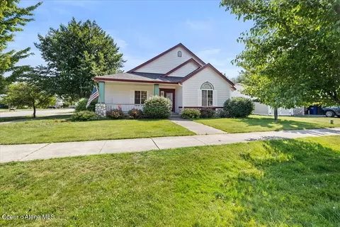10930 N Danielle Rd, Hayden, ID 83835