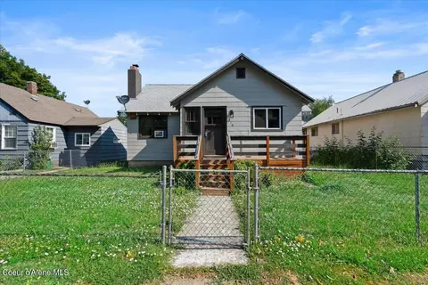 110 Northview Ave, Smelterville, ID 83868