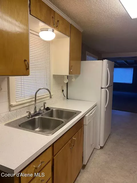 Kitchen - 702 E 9th Ave, Post Falls, ID 83854 photo 2 of 2