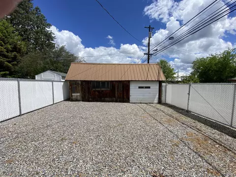 Exterior - 702 E 9th Ave, Post Falls, ID 83854 photo 4 of 5