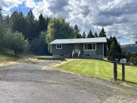 2314 Cromwell Dr, Saint Maries, ID 83861