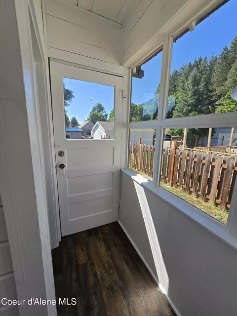 Exterior - 708 Howard St, Kellogg, ID 83837 photo 2 of 6