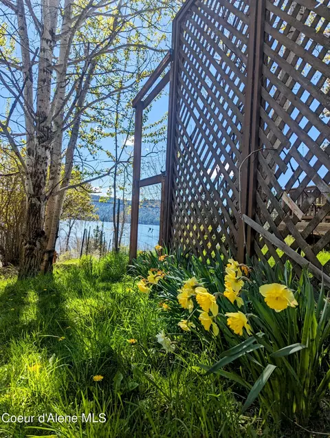 1677 E Russell Rd, Harrison, ID 83833 photo 9