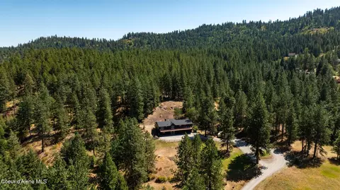 7332 W Highland Dr, Coeur D'alene, ID 83814