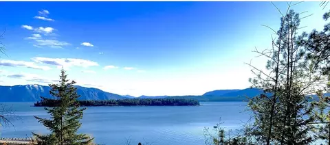 Nka Highland Ave, Hope, ID 83836