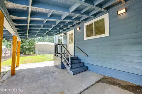 Exterior - 40 Main Ave, Wallace, ID 83873 photo 2 of 3