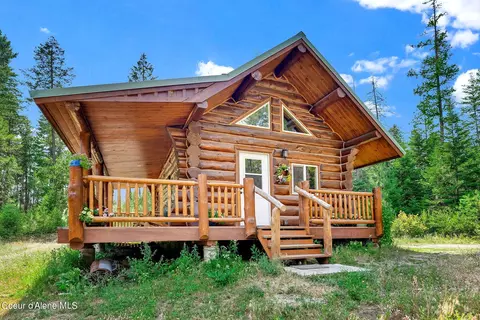 16945 E Perimeter Rd, Athol, ID 83801
