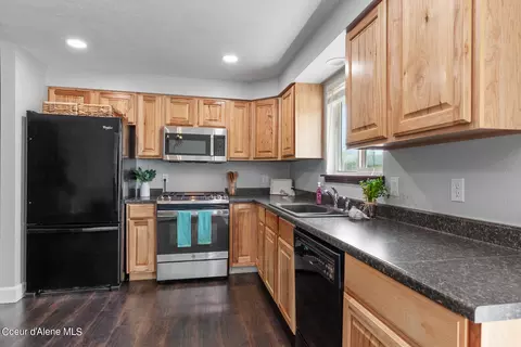 1760 E Velora Dr, Post Falls, ID 83854 photo 8