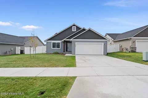 12996 N Cavanaugh Dr, Rathdrum, ID 83858