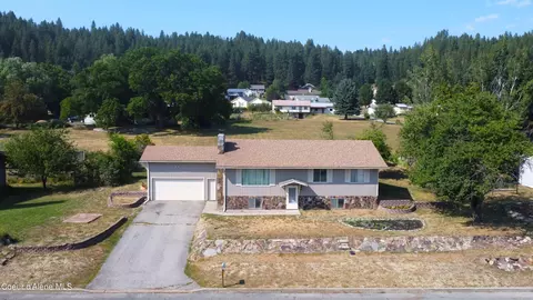 6845 Westview Dr, Bonners Ferry, ID 83805