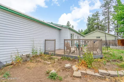 Exterior - 806 E Glacier Peak Dr, Post Falls, ID 83854 photo 3 of 6