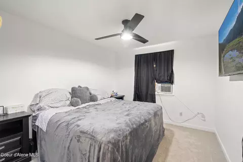 Bedroom - 806 E Glacier Peak Dr, Post Falls, ID 83854 photo 1 of 3