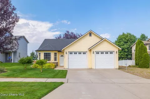 14893 N Nixon Loop, Rathdrum, ID 83858