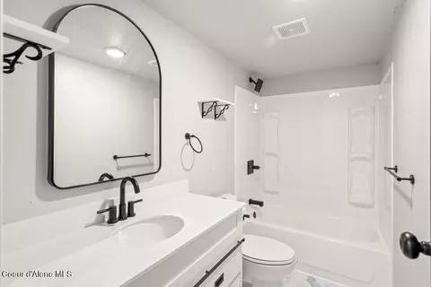 Bath - 4470 16th Ave # 11, Post Falls, ID 83854 photo 3 of 3