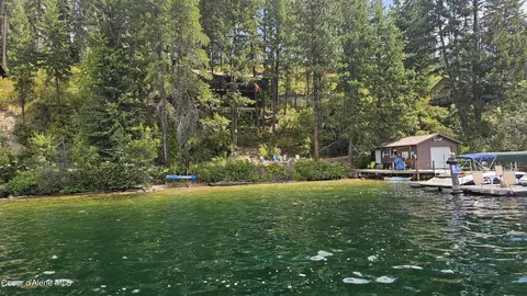 200 N Horton Crk Rd, Coolin, ID 83821