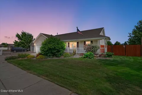 9306 N Nomad Ct, Hayden, ID 83835