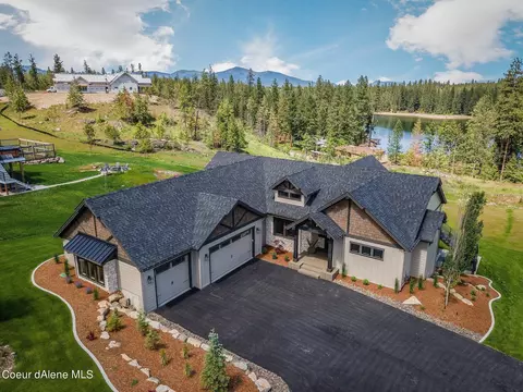 10283 W Genesee Ct, Post Falls, ID 83854