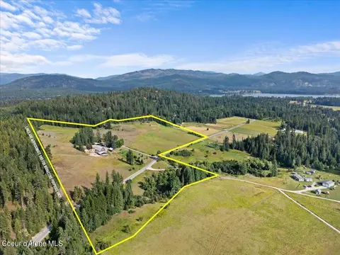 3315 Wrenco Lp, Sandpoint, ID 83864