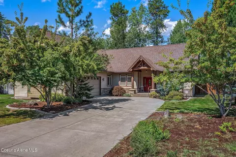 1493 E Westdale Dr, Hayden, ID 83835