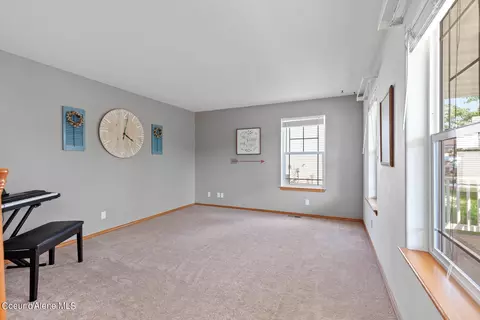 Living - 3652 N Alfalfa Loop, Post Falls, ID 83854 photo 1 of 3