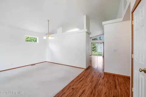 5253 E Steamboat Bnd, Post Falls, ID 83854 photo 9