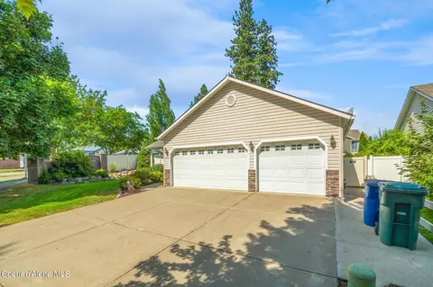 5253 E Steamboat Bnd, Post Falls, ID 83854 photo 3