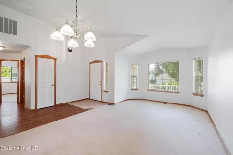 5253 E Steamboat Bnd, Post Falls, ID 83854 photo 7