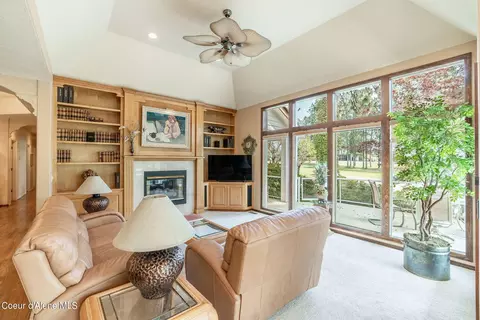 730 N Chisholm Ct, Post Falls, ID 83854 photo 9