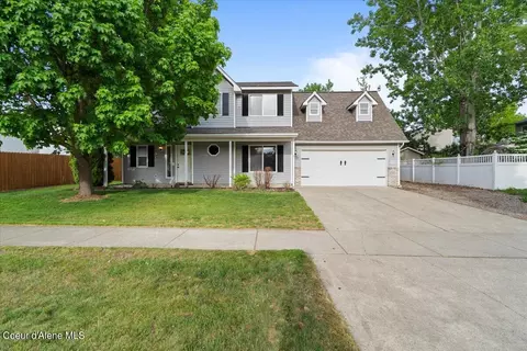 9148 N Prescott Dr, Hayden, ID 83835