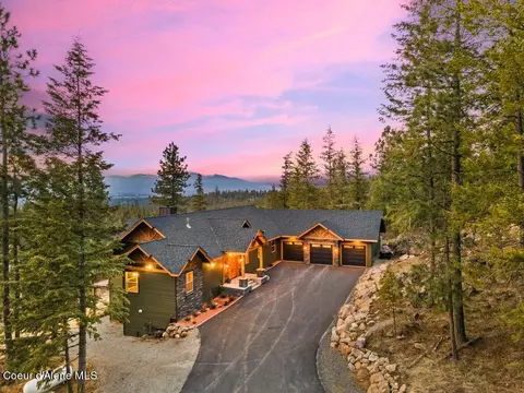 2050 S Starlight Dr, Coeur D'alene, ID 83814
