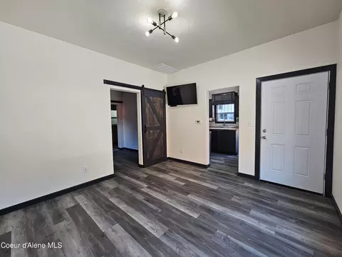 Living - 902 Residence St, Wallace, ID 83873 photo 1 of 2