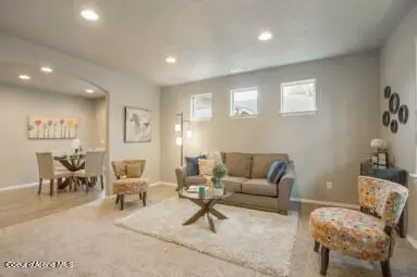 358 E Penstemon Rd, Hayden, ID 83835 photo 6